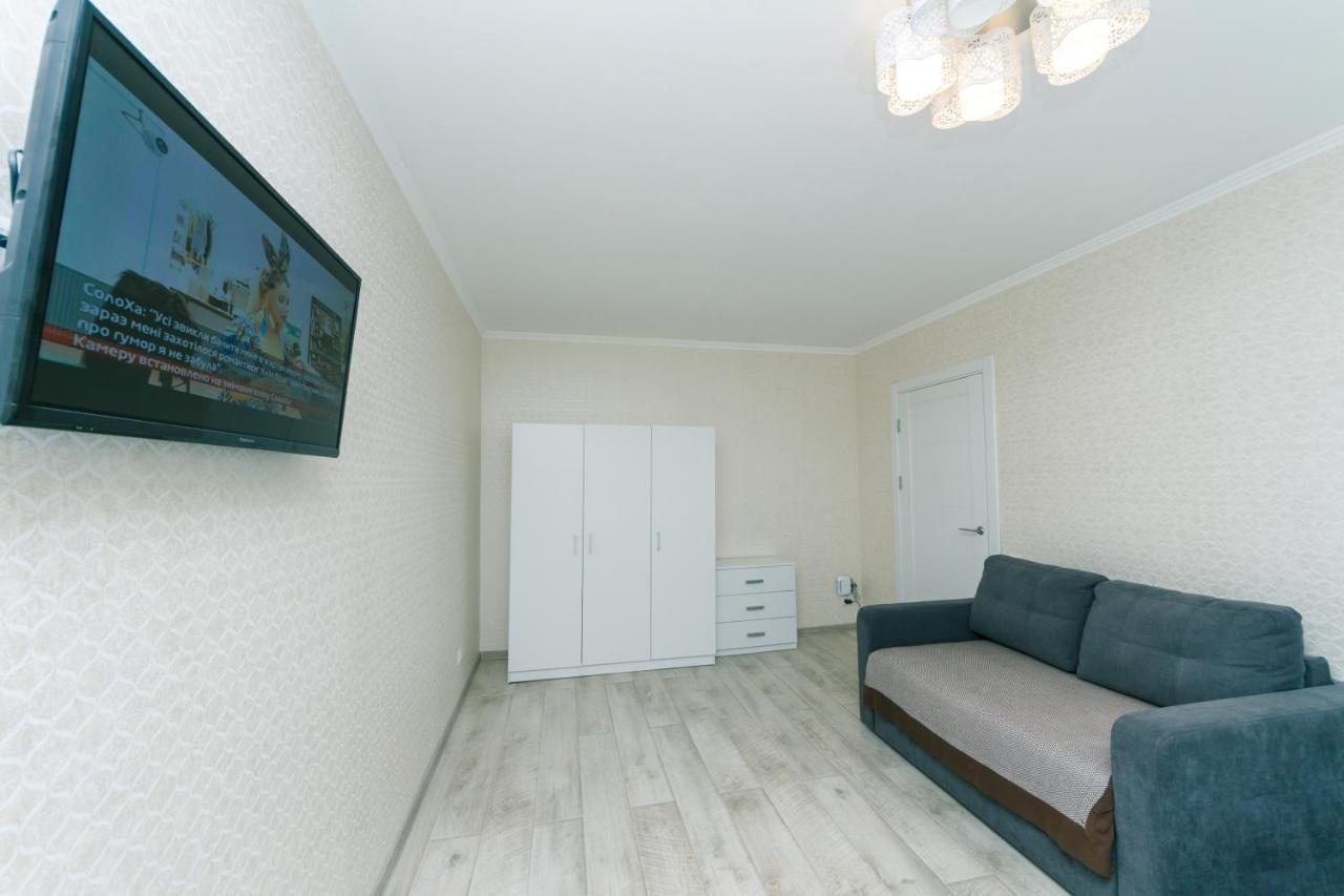 New Apartment On Starokyivska 1/5 المظهر الخارجي الصورة